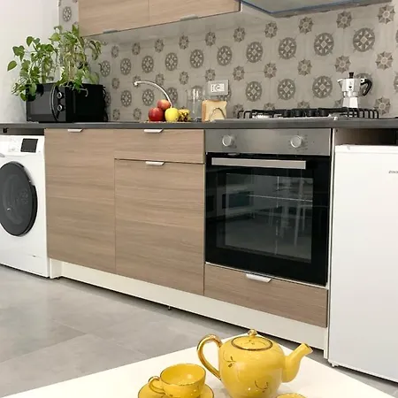 Nea * Неаполь