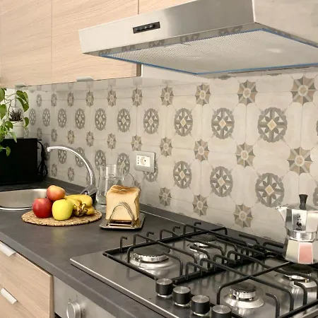 Nea Apartment *
